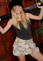 Amanda Bryant in scary hairy, Amanda Bryant (ama034) ATK Natural & Hairy: Amanda Bryant (Amanda Bryant in scary hairy)