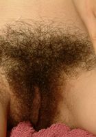 Azelea in exotic and hairy, Azelea (aze001) ATK Petites: Azelea (Azelea in exotic and hairy)