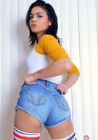 Genevieve Sinn in latinas, Genevieve Sinn (gen021) ATK Petites: Genevieve Sinn (Genevieve Sinn in latinas)
