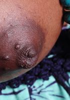 Hairy black model Kiana spreads her pink pussy, Kiana Love (kia003) ATK Natural & Hairy: Kiana Love (Hairy black model Kiana spreads her pink pussy)