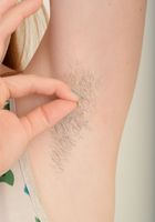Lara Brookes from ATK Natural & Hairy