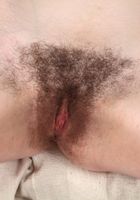 Hairy Lizzie makes her debut, Lizzie Tripp (liz036) ATK Archives: Lizzie Tripp (Hairy Lizzie makes her debut)