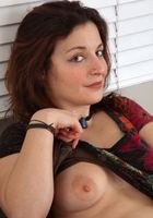 Hairy Natalia shows off her bush, Natalia (nat129) ATK Archives: Natalia (Hairy Natalia shows off her bush)