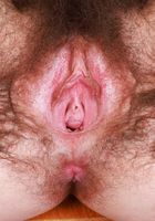 Pearl Sage Cant Contain Her Huge Muff In This Short Skirt, Pearl Sage (pea013) ATK Natural & Hairy: Pearl Sage (Pearl Sage Cant Contain Her Huge Muff In This Short Skirt)