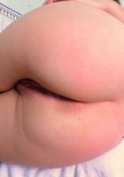 Peyton Robbie bends over for the camera, Peyton Robbie (pey001) ATK Galleria: Peyton Robbie (Peyton Robbie bends over for the camera)