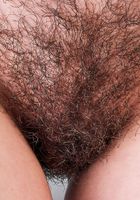 Rosalyn Sphinx exposes her magic carpet, Rosalyn Sphinx (ros075) ATK Natural & Hairy: Rosalyn Sphinx (Rosalyn Sphinx exposes her magic carpet)
