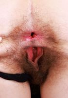 Sia Wood Smiling and Spreads her Bush, Sia Wood (sia004) ATK Natural & Hairy: Sia Wood (Sia Wood Smiling and Spreads her Bush)