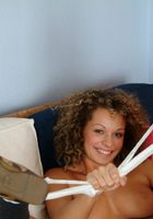Vanessa spreads her pussy, Vanessa (van027) ATK Archives: Vanessa (Vanessa spreads her pussy)